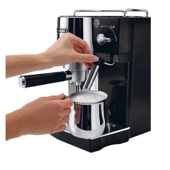 Кафемашина DeLonghi EC820.B , 1450 W, 15 Bar - DeLonghi