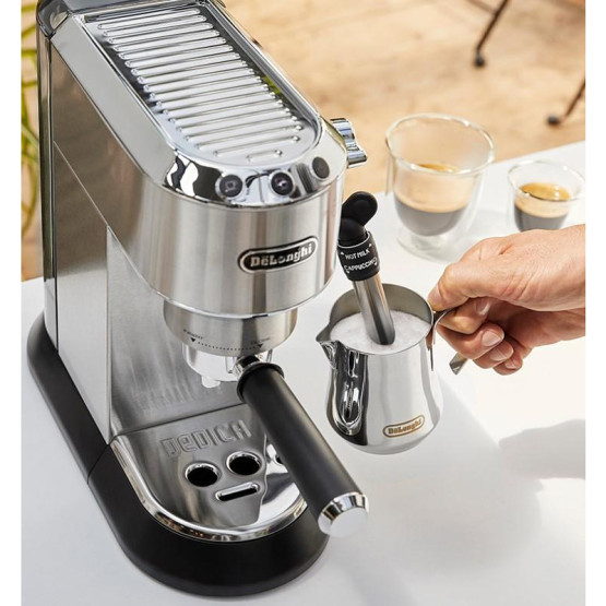 Кафемашина DeLonghi EC685.M DEDICA , 1300 W, 15 Bar - DeLonghi