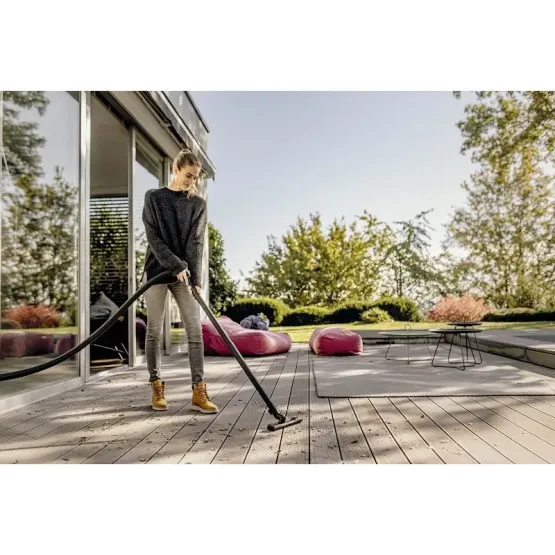 Прахосмукачка Karcher WD 2 V-15/4/18
