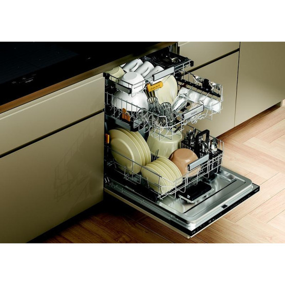 Съдомиялна машина за вграждане Whirlpool W8I HP42 L
