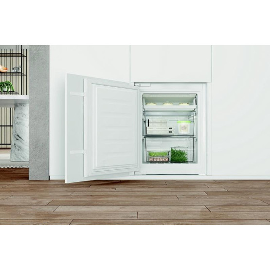 Вграден хладилник с фризер Whirlpool WHC18 T132 , 250 l, E , No Frost , Да