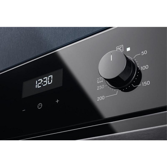 Фурна за вграждане Electrolux EOD5F71Z , 72 , Push бутони , А , Водно почистване