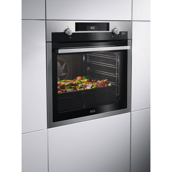 Фурна за вграждане AEG BCE455350M , 71 L , Push бутони , А+ , Каталитични панели - AEG