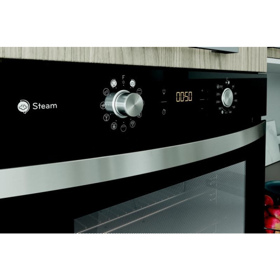 Фурна за вграждане Indesit IFWS 4841 JH BL , 71 , Push бутони , А+ , Водно почистване - Indesit
