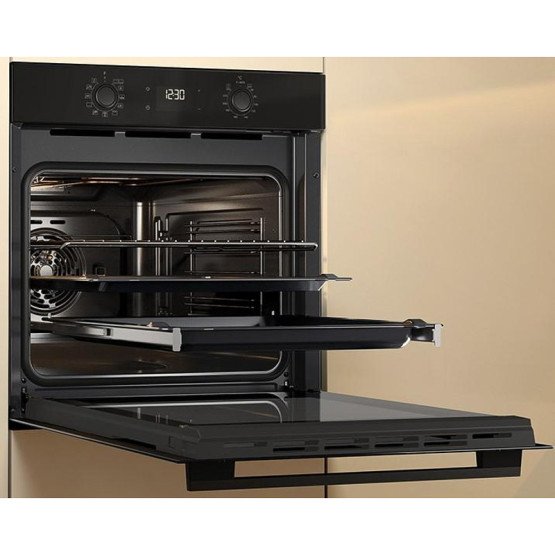 Фурна за вграждане Whirlpool OMK58HU1B , 71 , Hydrolitic , Push бутони , А+ - Whirlpool