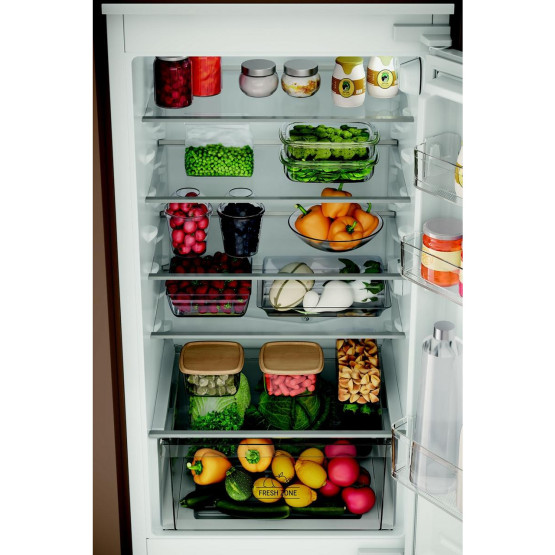Вграден хладилник с фризер Hotpoint-Ariston HAC18D041A1
