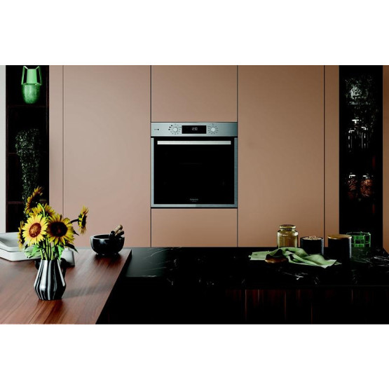 Фурна за вграждане Hotpoint-Ariston HAO 458HSU1F X. , 71 , Push бутони , А+ , Водно почистване