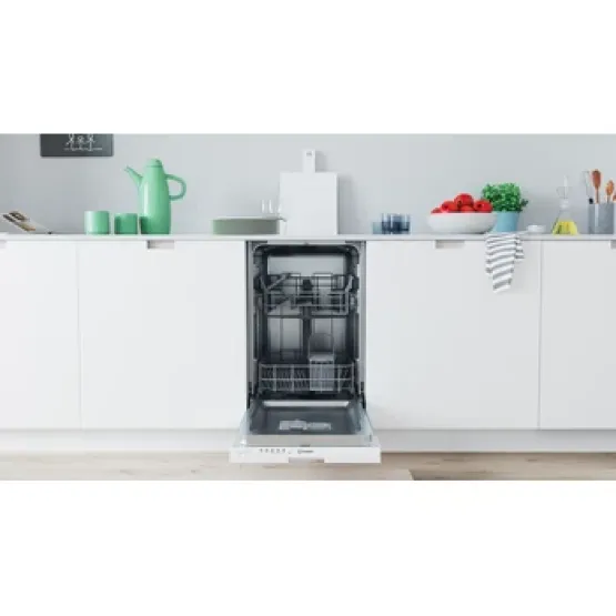 Съдомиялна машина за вграждане Indesit DI9E 2B10