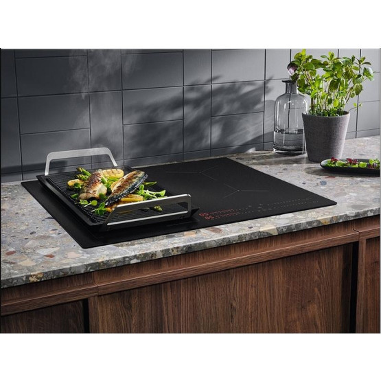 Вграден керамичен плот Electrolux EIS62453IZ , Индукционен