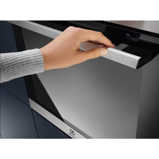 Фурна за вграждане Electrolux EOH3F00BX