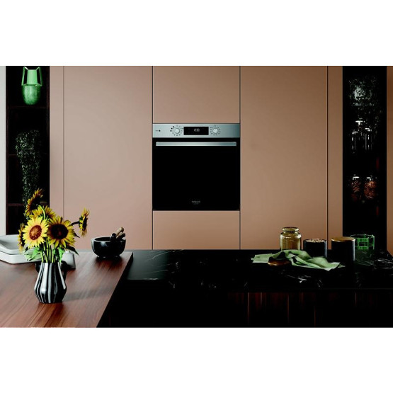 Фурна за вграждане Hotpoint-Ariston HAO3 K58HSU1 X. , 71 , Push бутони , А+ , Водно почистване