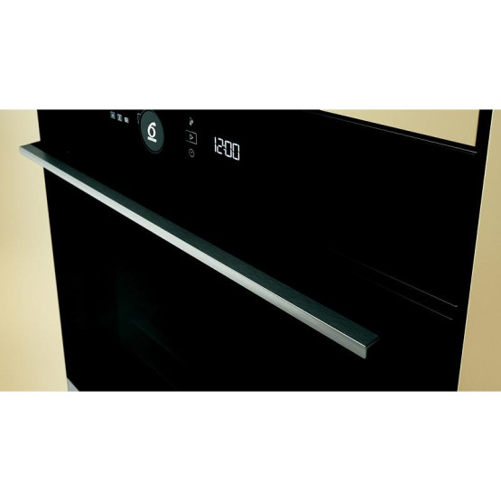 Фурна за вграждане Whirlpool WOI5S8HM0SXA .